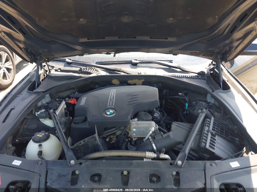 2014 BMW 528I · Фото 10