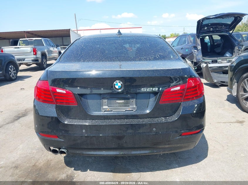 2014 BMW 528I · Фото 16