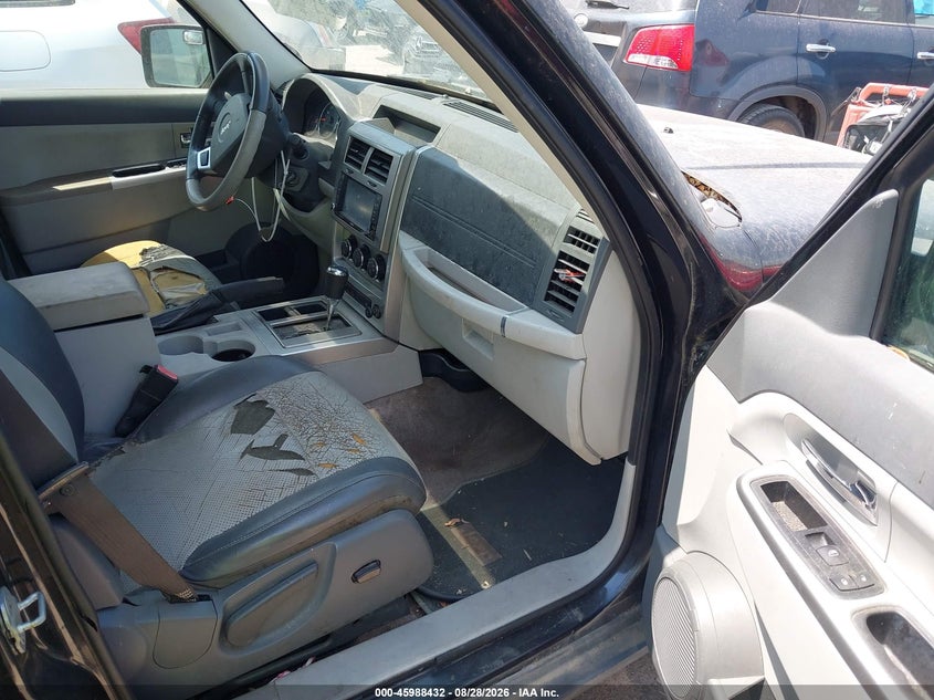 2008 JEEP LIBERTY auction photo 5