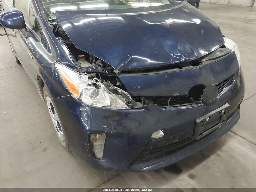 TOYOTA PRIUS - zdjęcie 17