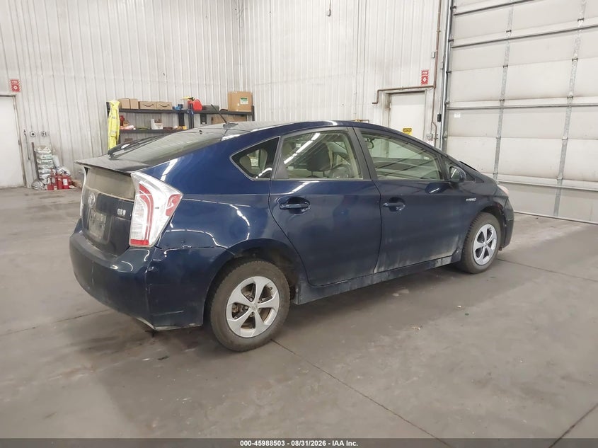 TOYOTA PRIUS - zdjęcie 4