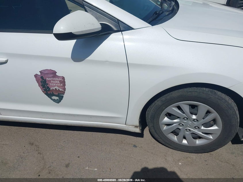 2020 HYUNDAI ELANTRA auction photo 6