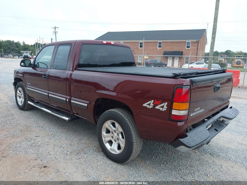 2002 CHEVROLET SILVERADO PICKUP 5.3L V-8 285HP