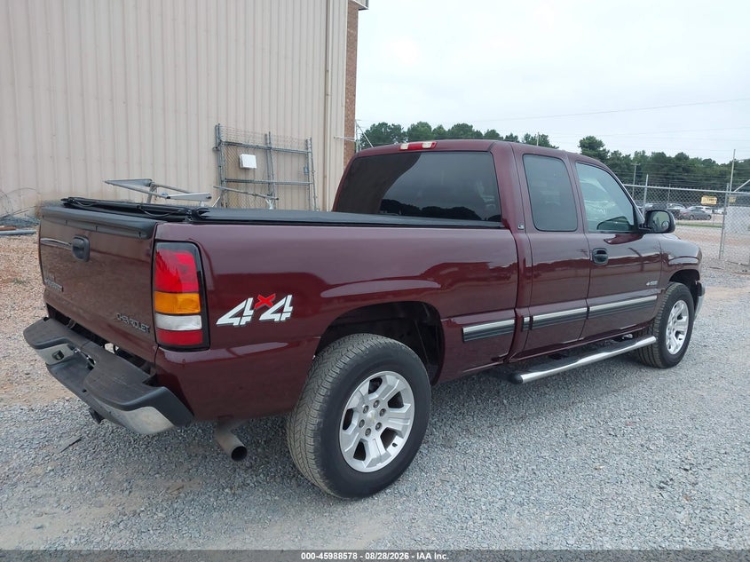 2002 CHEVROLET SILVERADO PICKUP 5.3L V-8 285HP