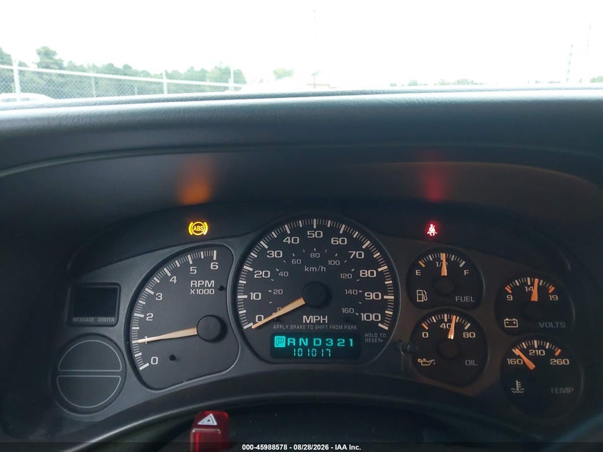 2002 CHEVROLET SILVERADO PICKUP 5.3L V-8 285HP