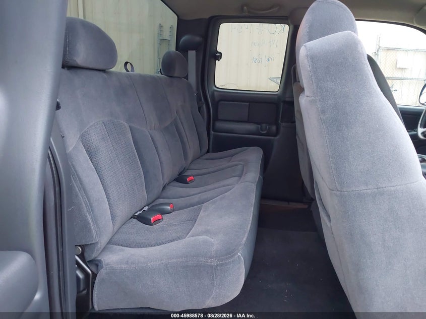 2002 CHEVROLET SILVERADO PICKUP 5.3L V-8 285HP