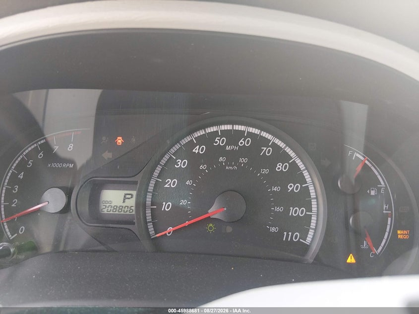 2011 TOYOTA SIENNA auction photo 7
