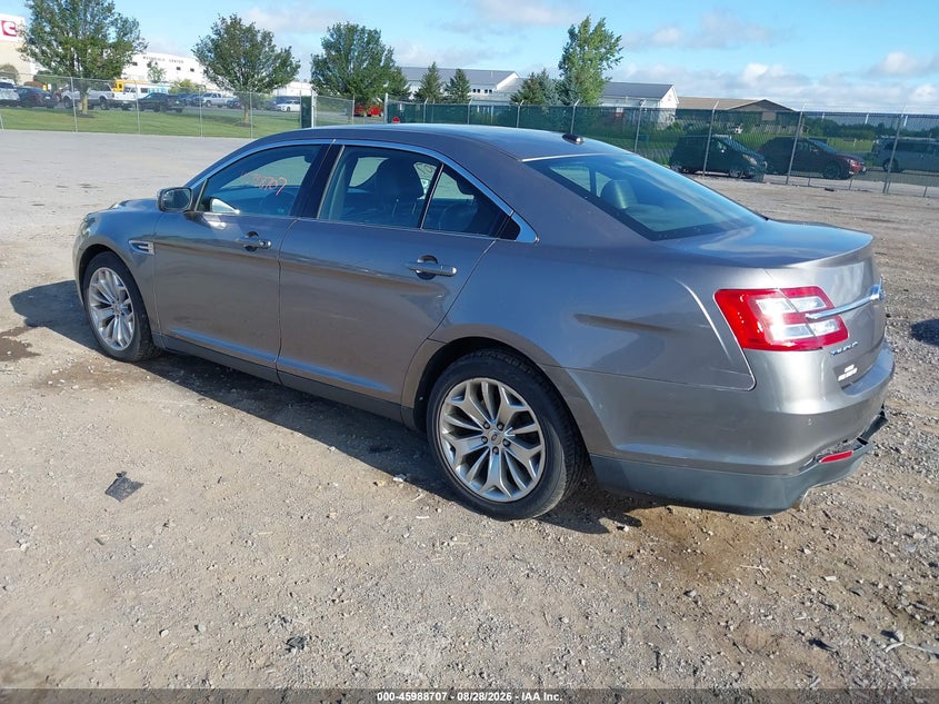 2013 FORD TAURUS auction photo 3