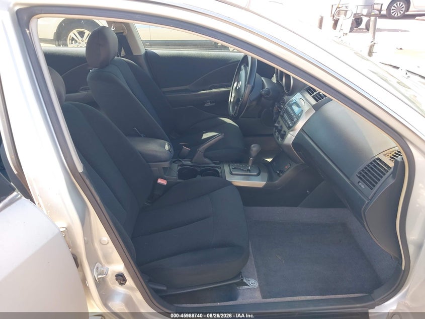 2004 NISSAN ALTIMA auction photo 5