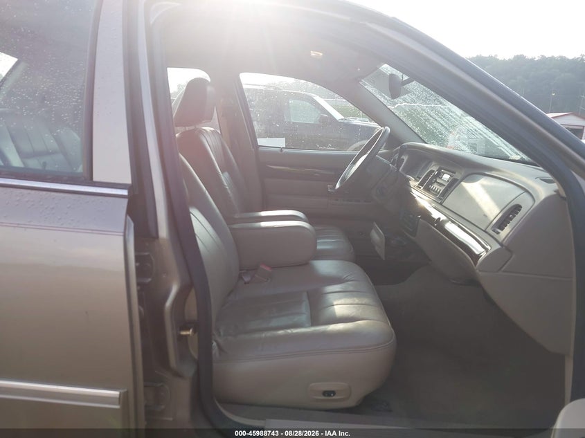 2005 MERCURY GRAND MARQUIS auction photo 5