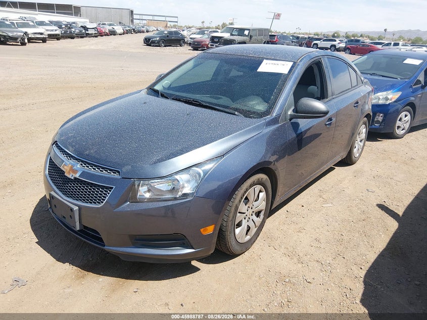 2013 CHEVROLET CRUZE auction photo 2