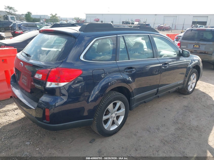 2014 SUBARU OUTBACK auction photo 4