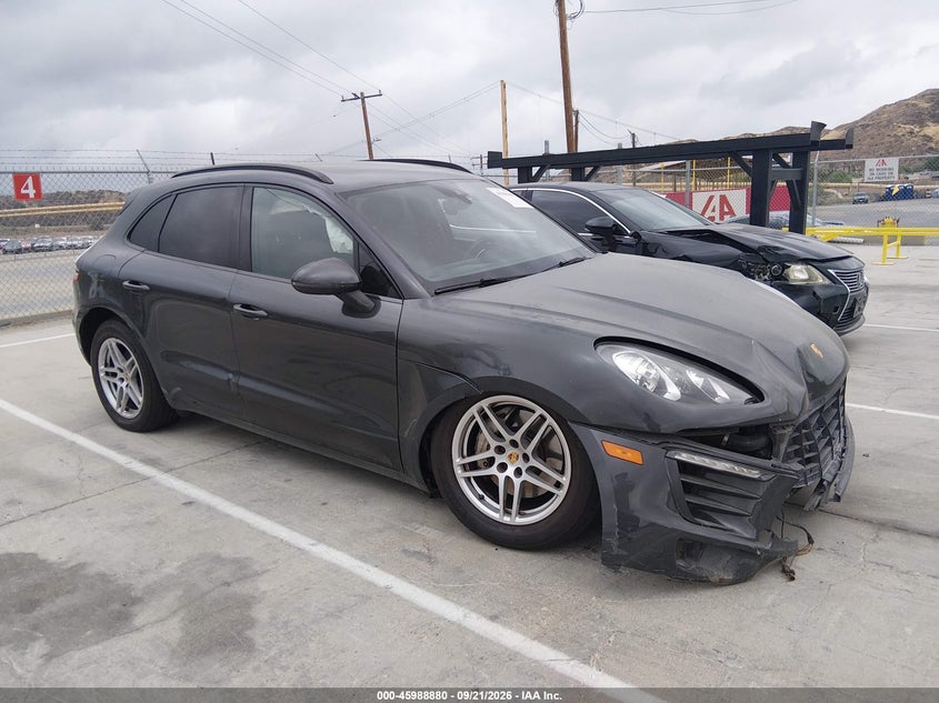2018 PORSCHE MACAN auction photo 1