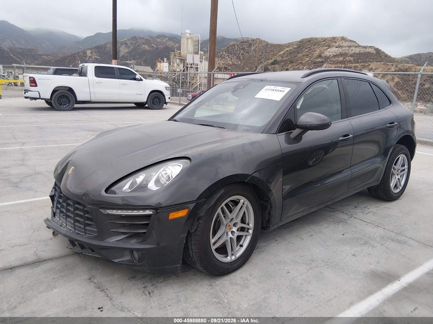 2018 PORSCHE MACAN auction photo 2