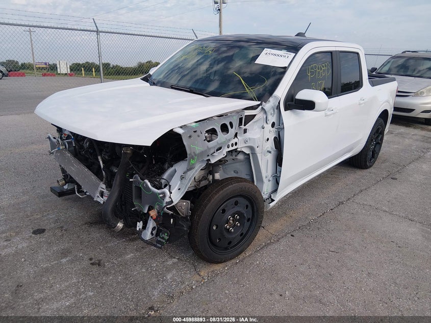 2025 Ford Maverick, Front End, IAAI, VIN 3FTCW8TA8SRA95036 — photo 2