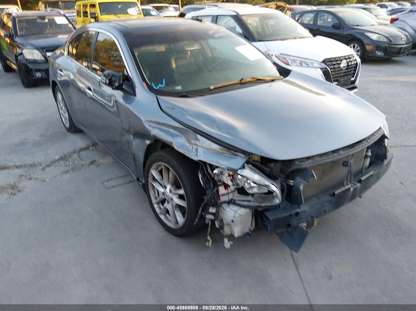 2010 NISSAN MAXIMA auction photo 1