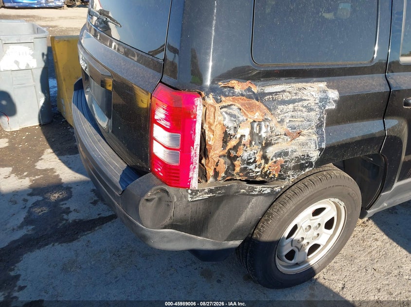 2014 JEEP PATRIOT auction photo 6
