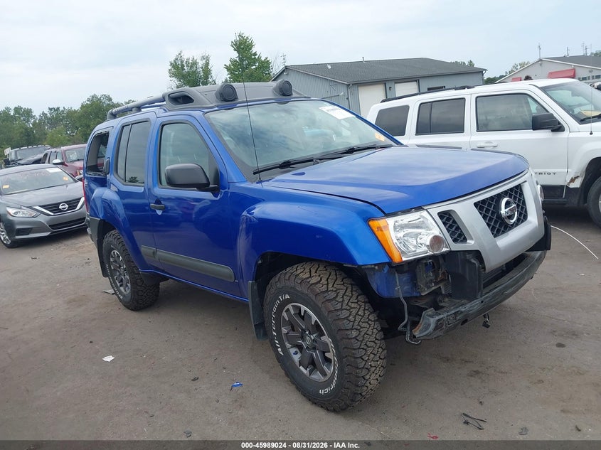 2015 Nissan Xterra Pro-4X/S/X, Front End, IAAI, VIN 5N1AN0NW2FN668280