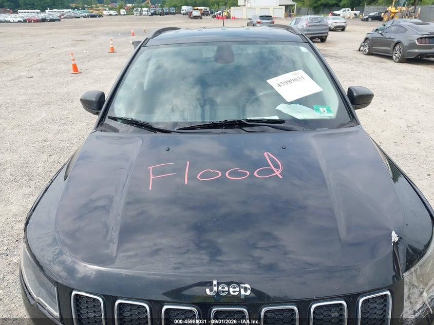 2018 JEEP COMPASS auction photo 6