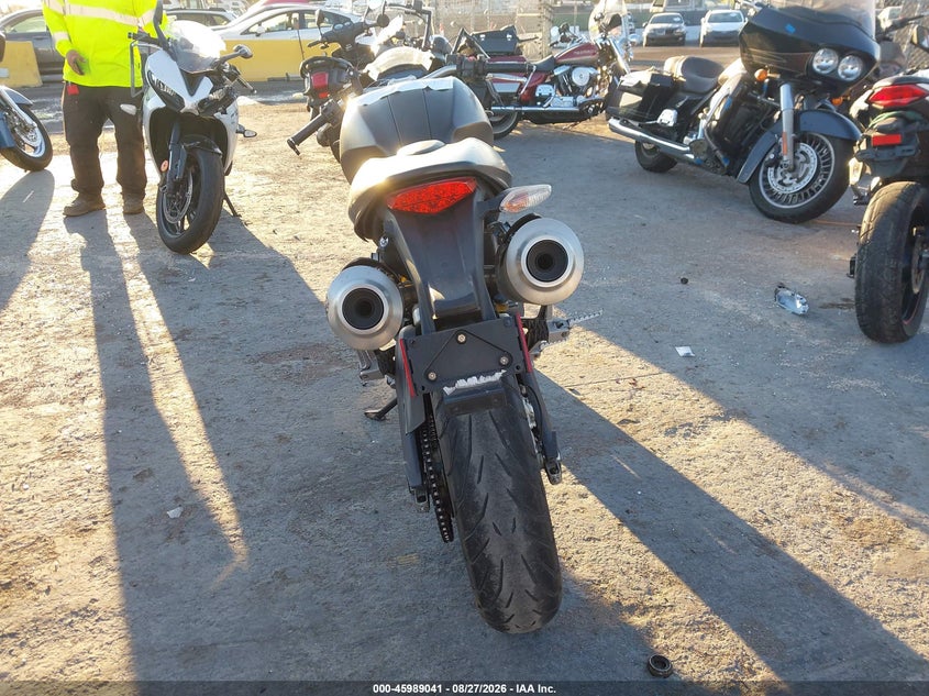 DUCATI MONSTER 2014