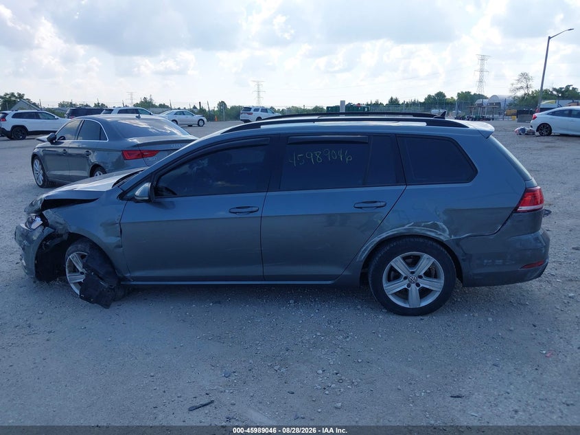 VOLKSWAGEN GOLF SPORTWAGEN 2018 VIN 3VWD17AU9JM761761