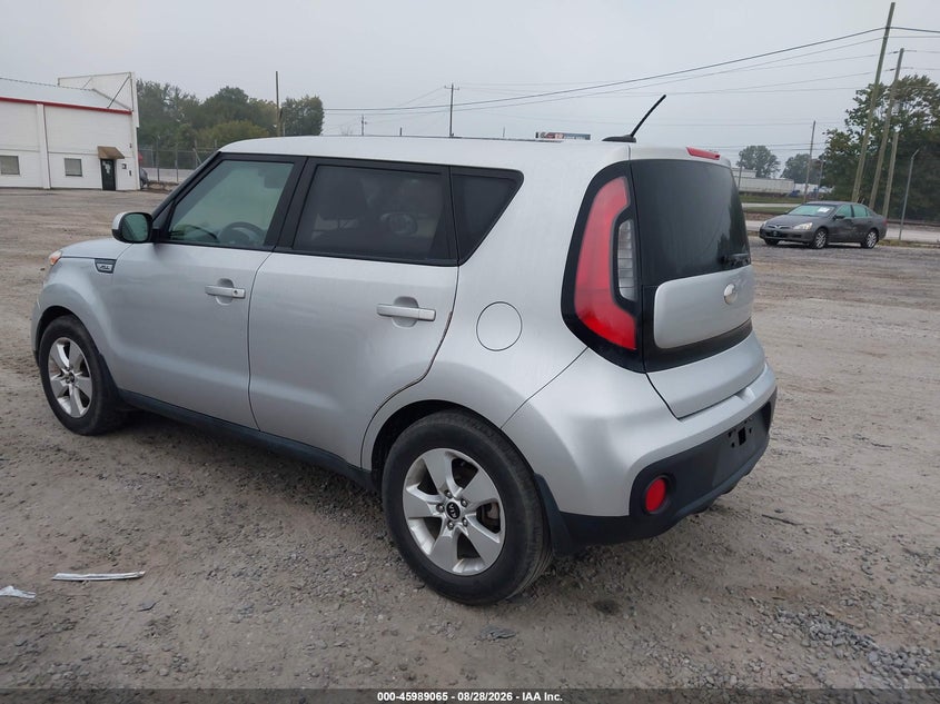 2017 KIA SOUL auction photo 3