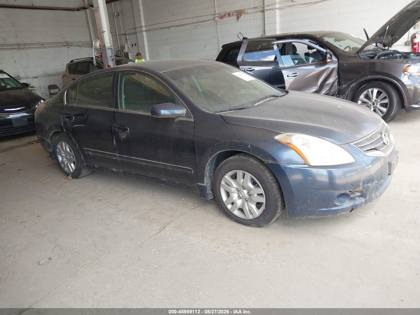 2010 NISSAN ALTIMA auction photo 1