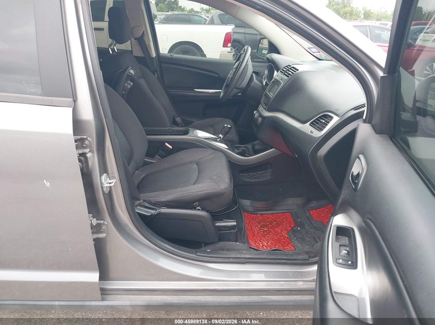 2012 DODGE JOURNEY auction photo 5