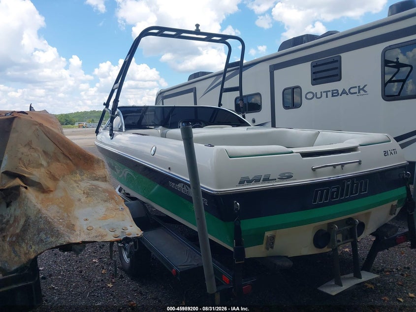 2003 MALIBU WATERCRAFT auction photo 3