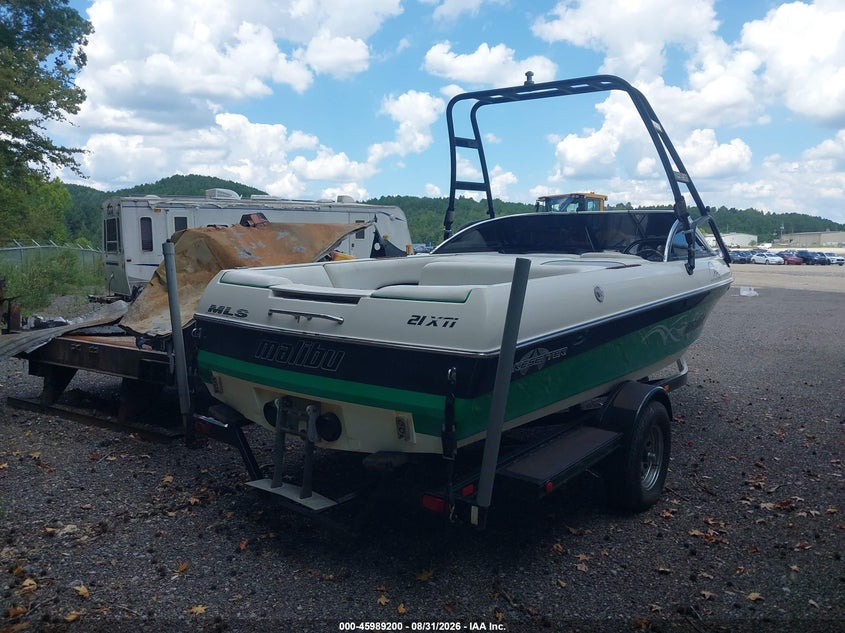 2003 MALIBU WATERCRAFT auction photo 4