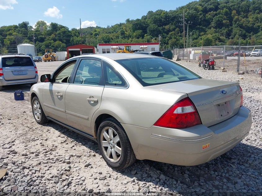 2005 FORD FIVE HUNDRED auction photo 3
