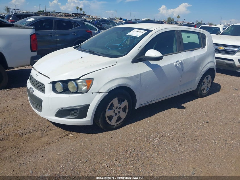 2015 CHEVROLET SONIC auction photo 2
