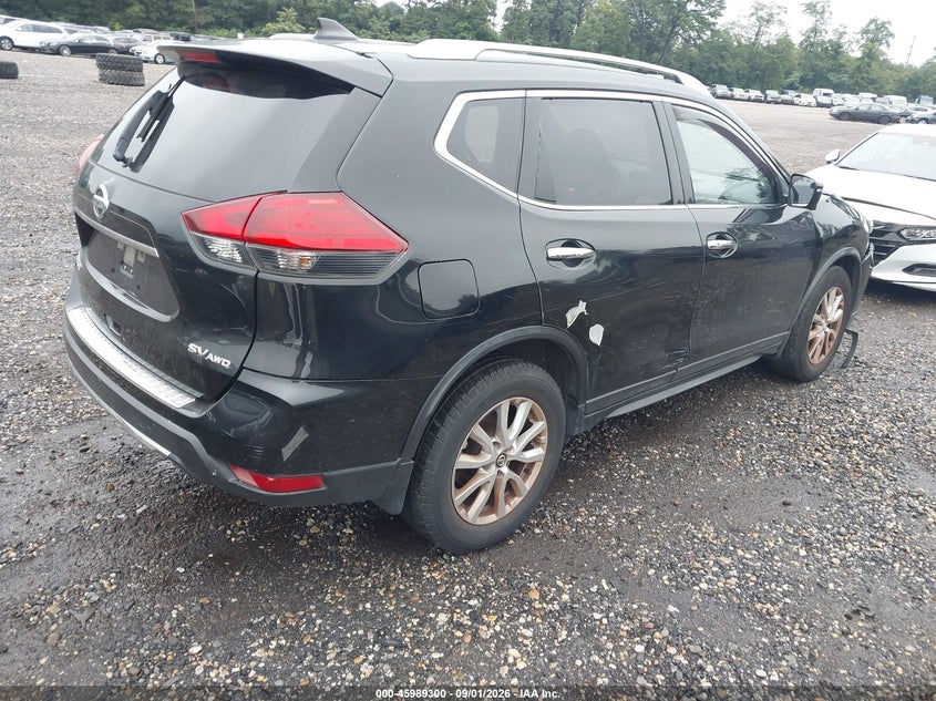 2017 NISSAN ROGUE auction photo 4