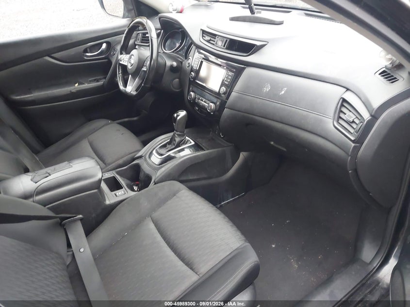 2017 NISSAN ROGUE auction photo 5