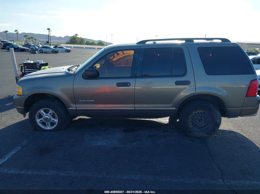 2004 FORD EXPLORER auction photo 6