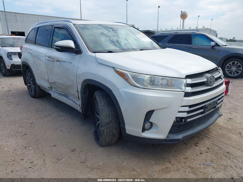 TOYOTA HIGHLANDER - zdjęcie 1