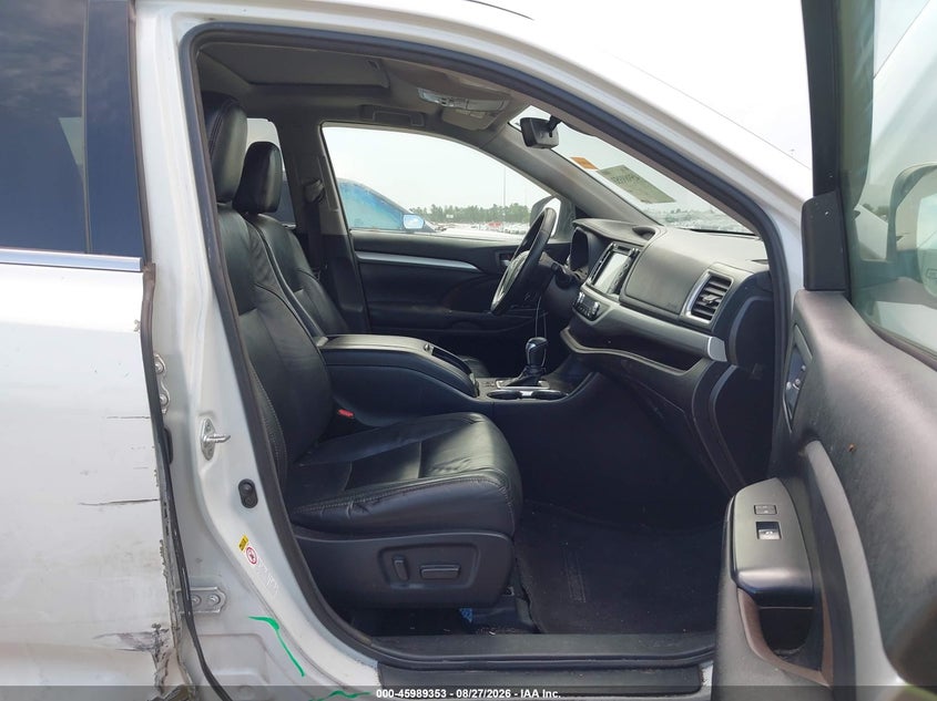 TOYOTA HIGHLANDER - zdjęcie 5