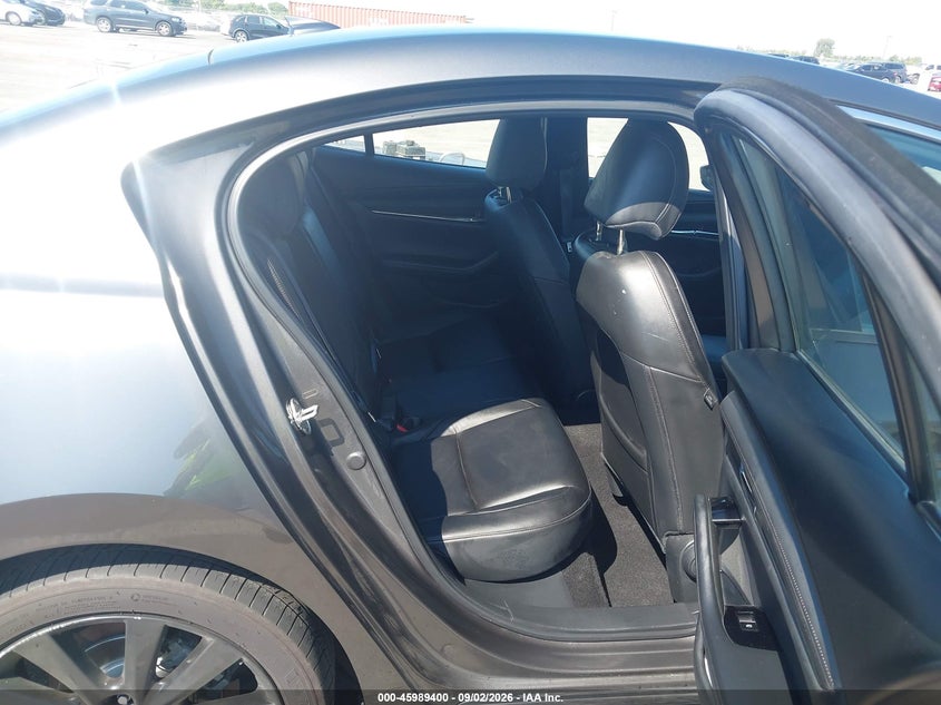 MAZDA MAZDA3 - zdjęcie 8