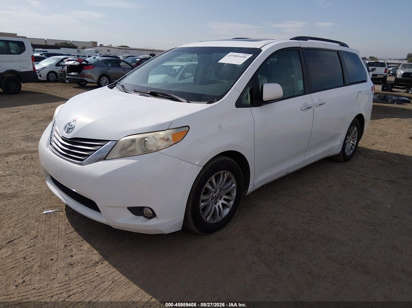 2011 Toyota Sienna, Звичайний знос, IAAI, VIN 5TDYK3DC8BS171792 — фото 2