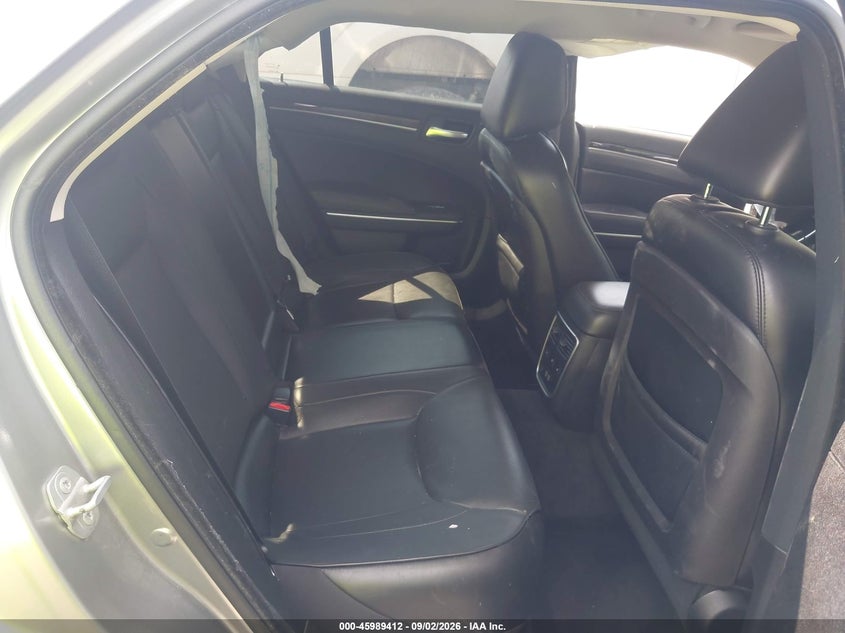 2016 CHRYSLER 300C · Фото 8