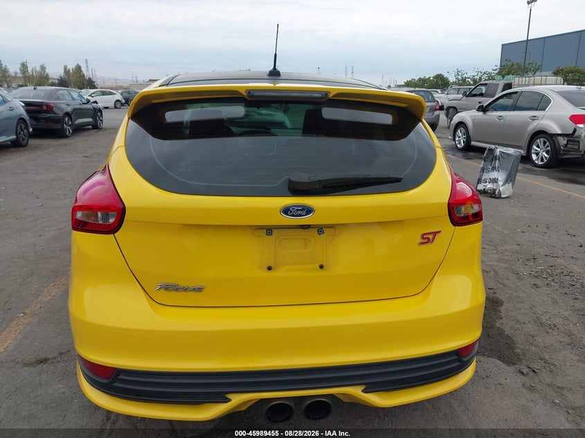 2018 FORD FOCUS ST · Фото 17