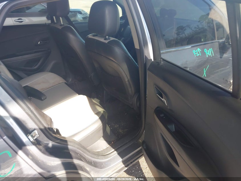 2015 CHEVROLET TRAX auction photo 8