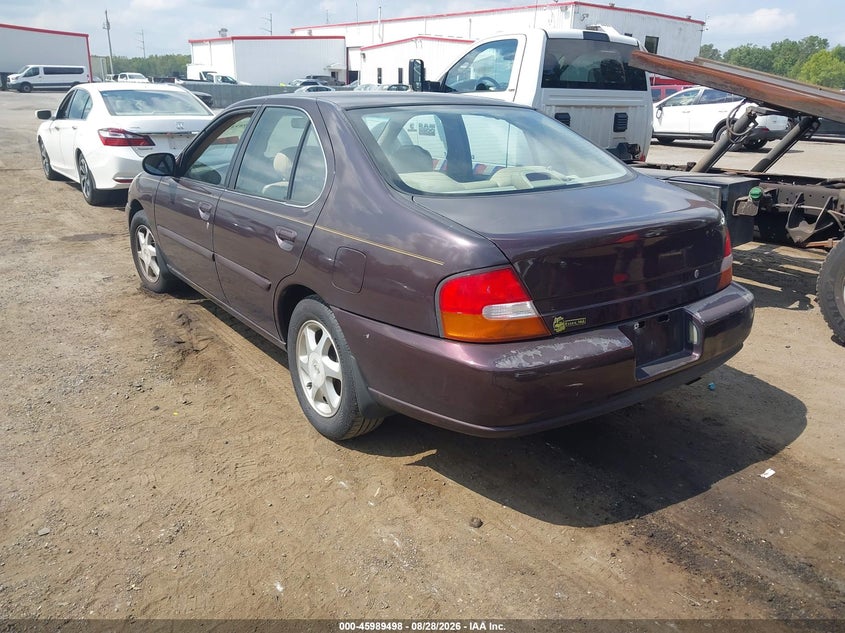 1999 NISSAN ALTIMA auction photo 3