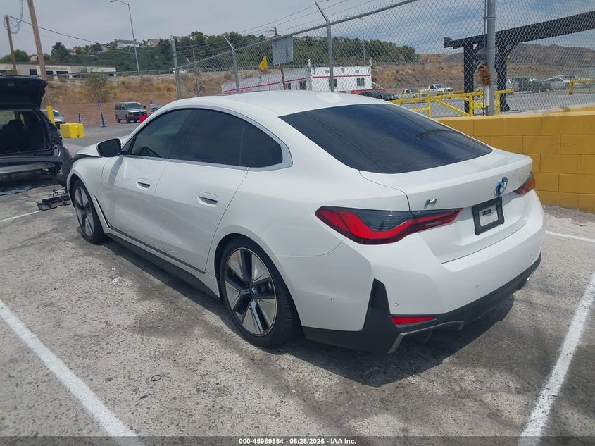 2023 BMW I4 auction photo 3