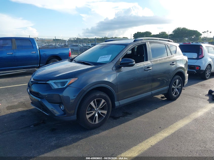 TOYOTA RAV4 - zdjęcie 2