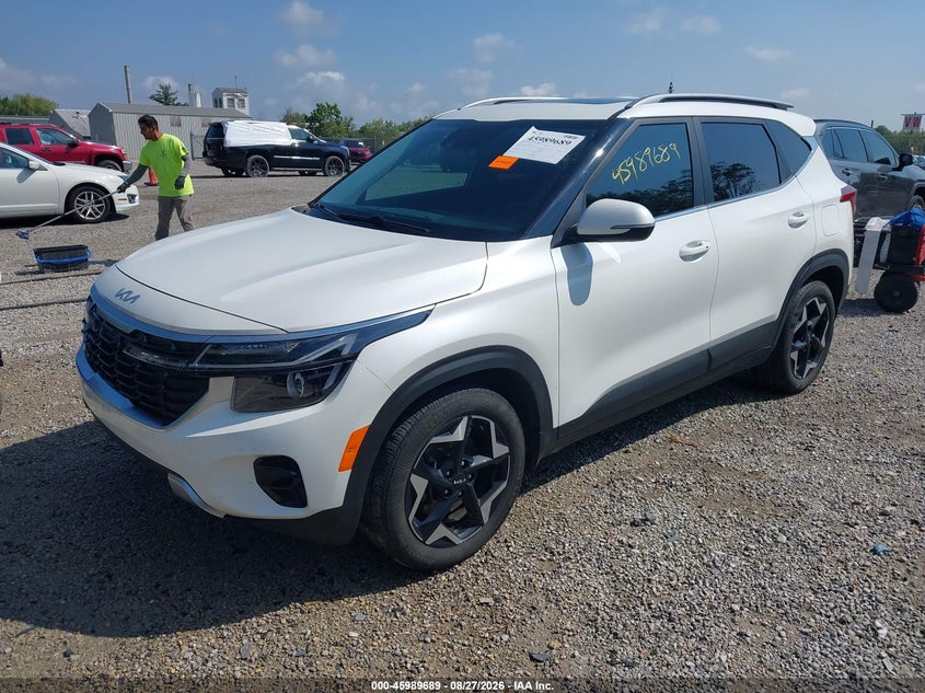 2024 KIA SELTOS auction photo 2