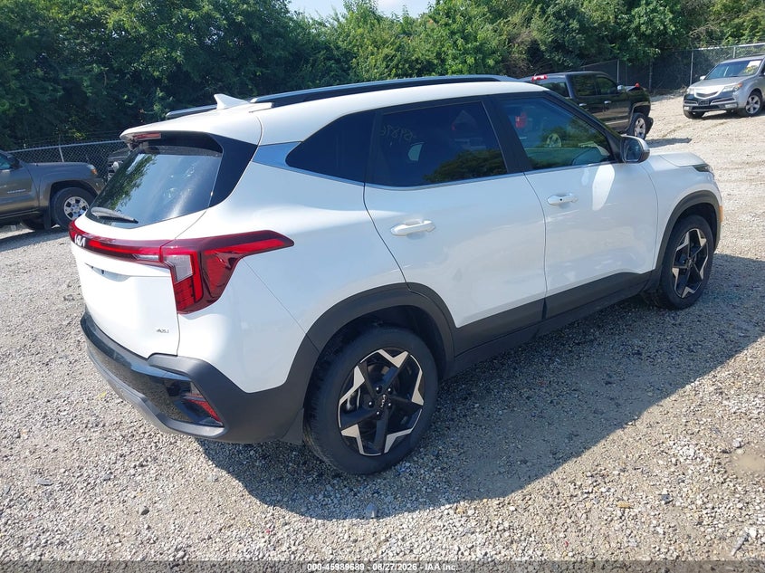 2024 KIA SELTOS auction photo 4