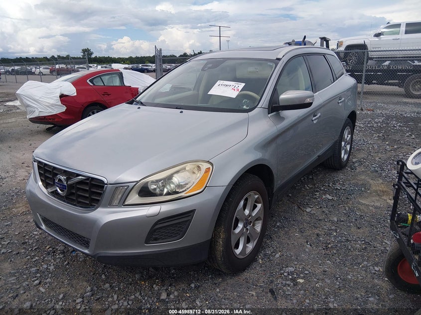 2013 VOLVO XC60 auction photo 2