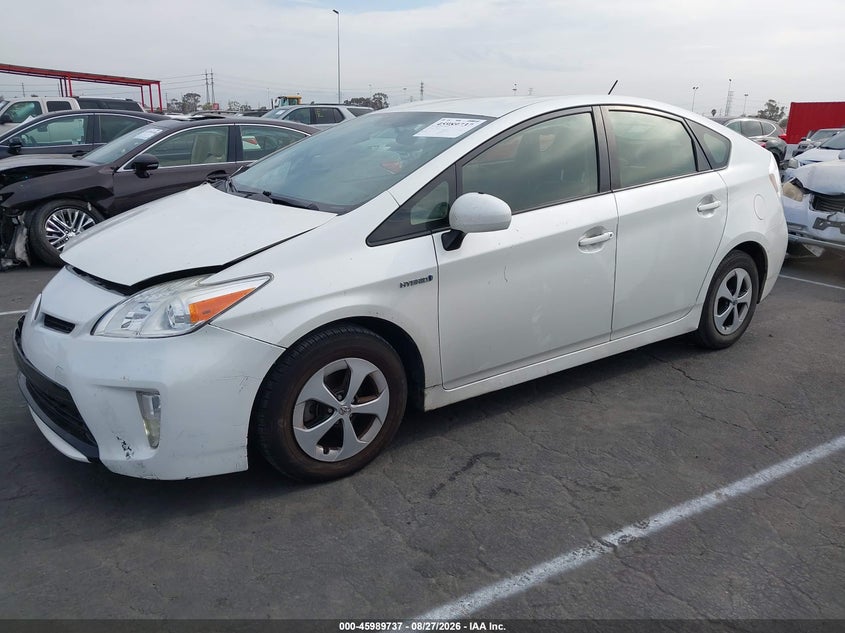 2015 Toyota Prius, Front End, IAAI, VIN JTDKN3DU2F1929621 — photo 2