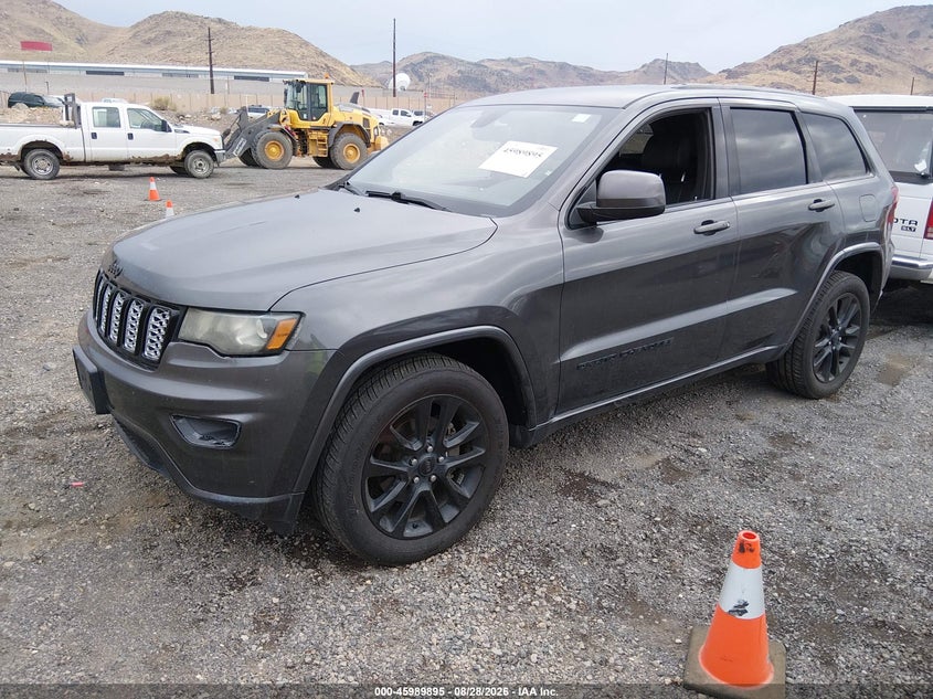 2017 Jeep Grand Cherokee Altitude 4X4, Normal Wear & Tear, IAAI, VIN 1C4RJFAG6HC786223 — photo 2